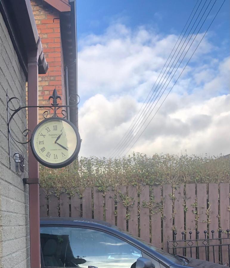 Ponderosea Cottage Free Gated Parking M1 & City Location, Wood Stove Lisburn Exterior foto